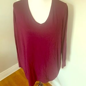 Long sleeve vneck sweater